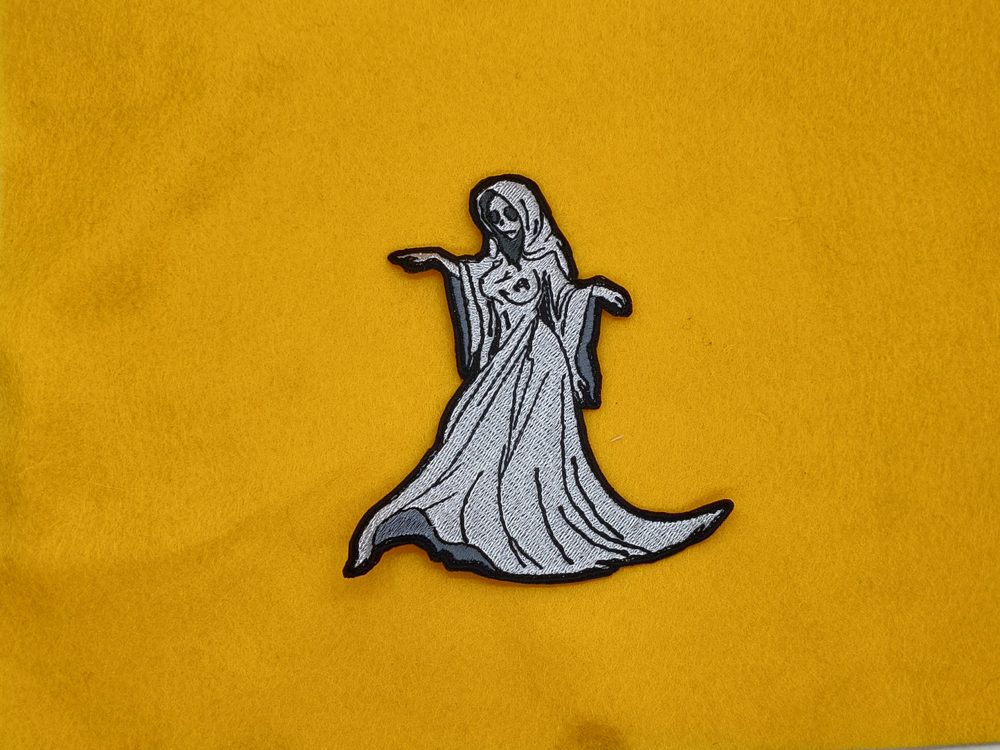 Spooky ghost waifu 2023