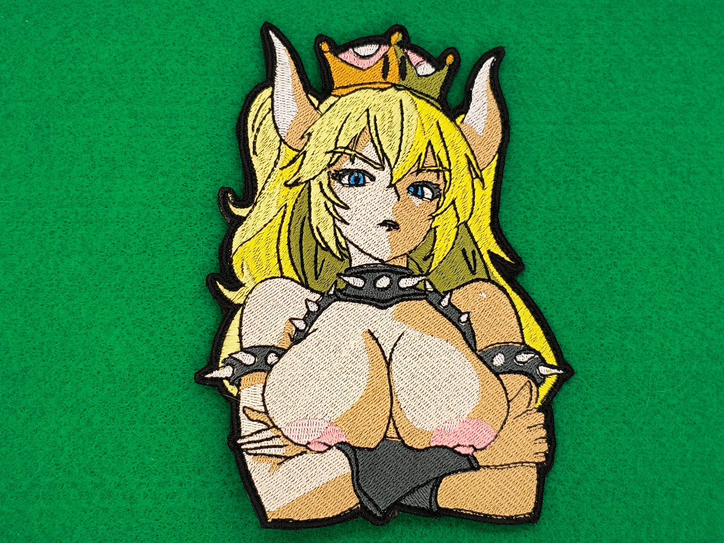 Bowsette looking down 6"