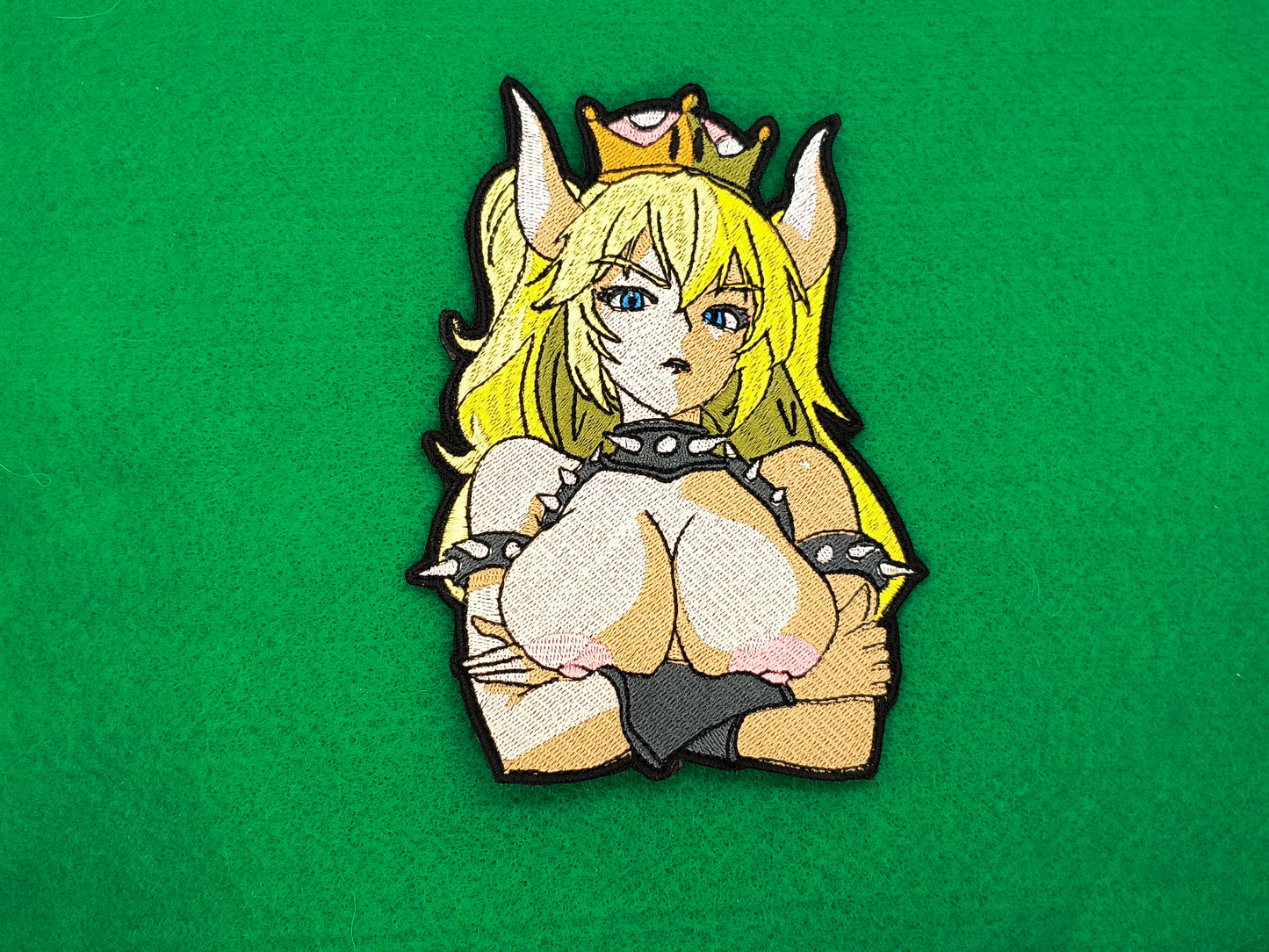 Bowsette looking down 6"